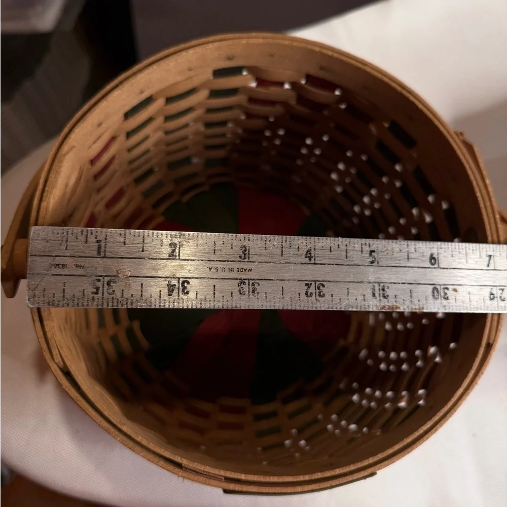 2003 Longaberger Red and Green Hand-Woven Basket w Liner & Bell Ornament